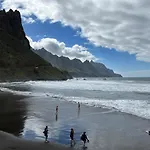 Picachos, Poris De Abona سانتا كروز دي تينيريف